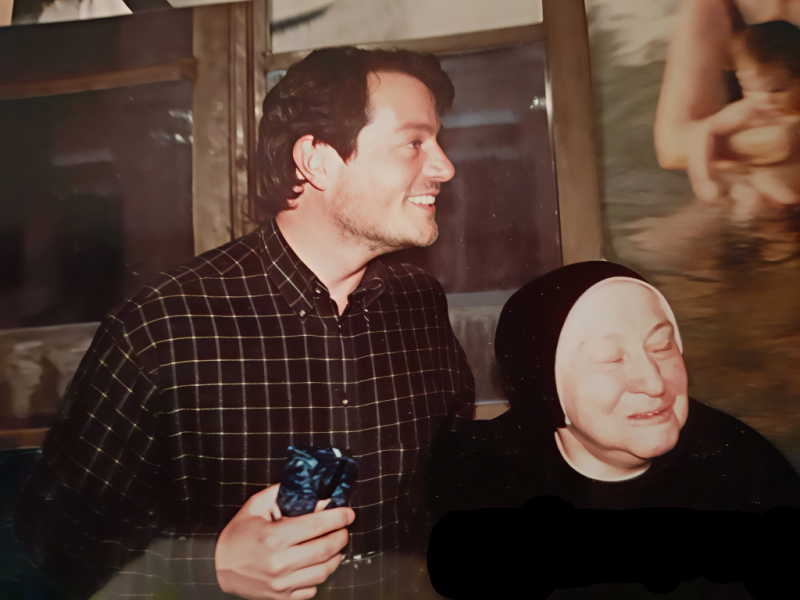 Una suora all'inferno Una suora all'inferno