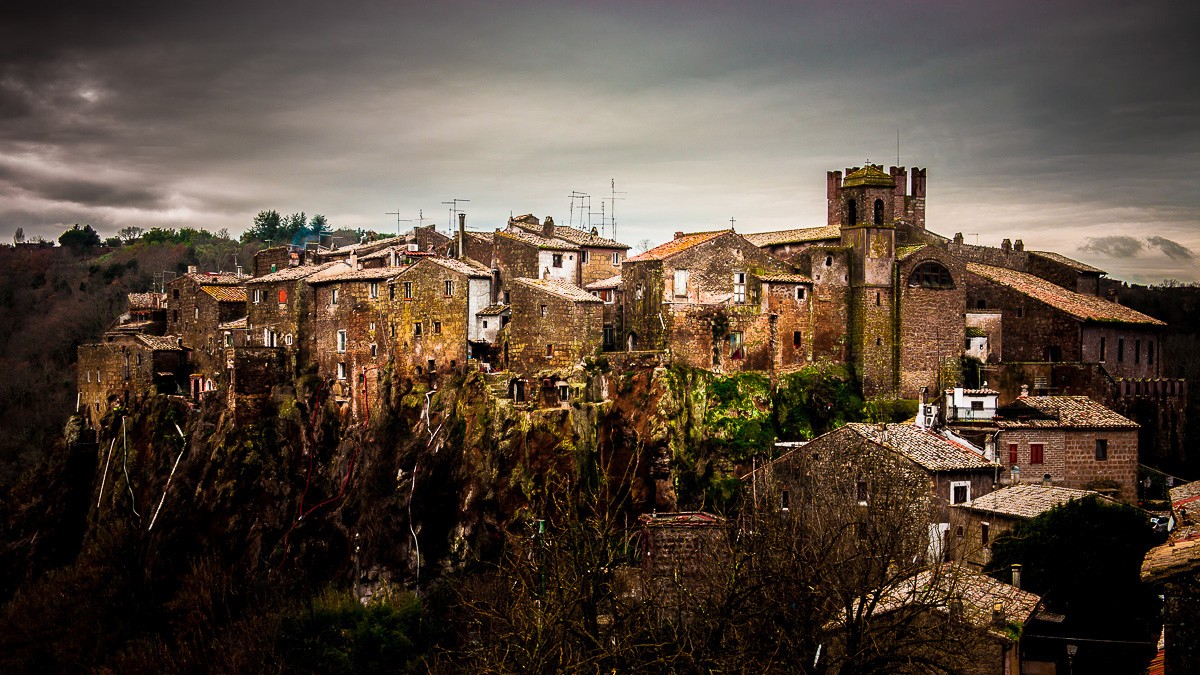 Calcata...Borgo disubbidiente