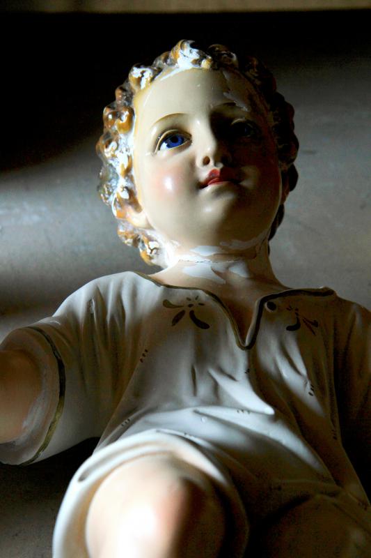 Tra sacro e profano Tra sacro e profano