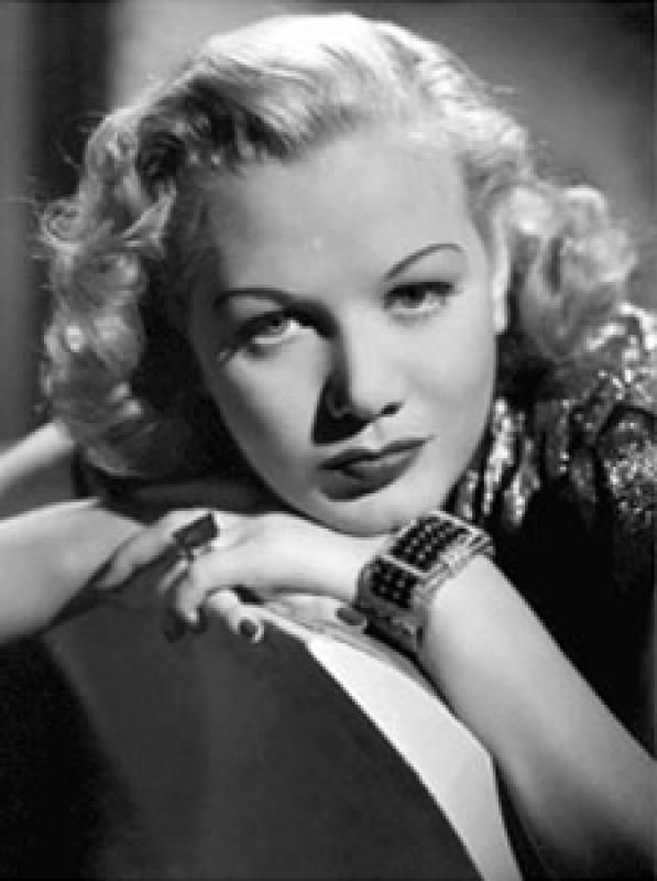 Gloria Dickson. Gloria Dickson.