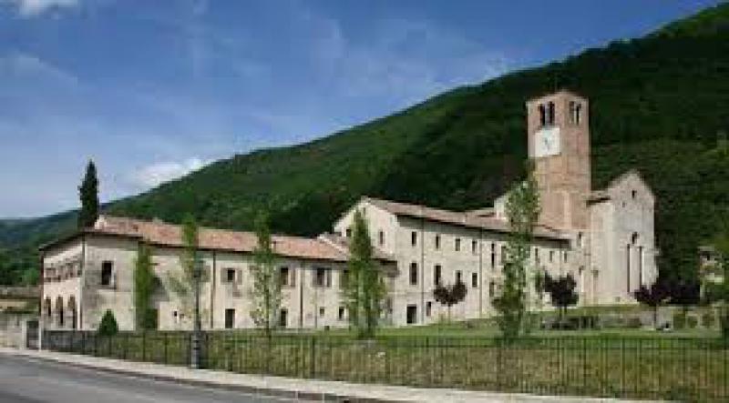 Abbazia Cistercense   
Santa Maria