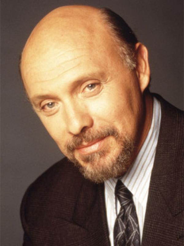 H�ctor Elizondo