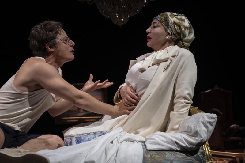 Stanza con compositore...