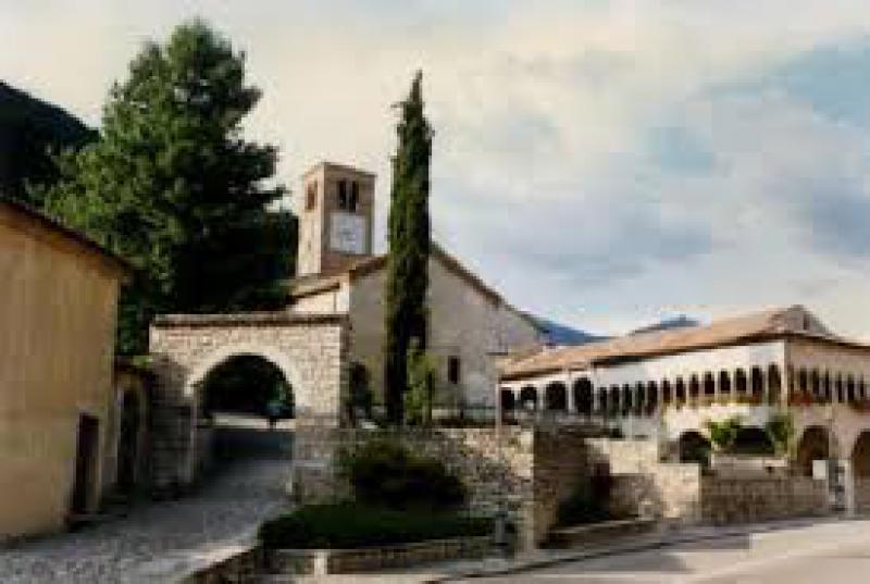 Abbazia Cistercense   
Santa Maria