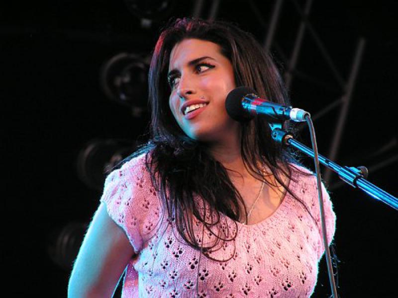 AMY la ragazza dietro il nome