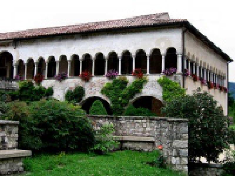 Abbazia Cistercense   
Santa Maria