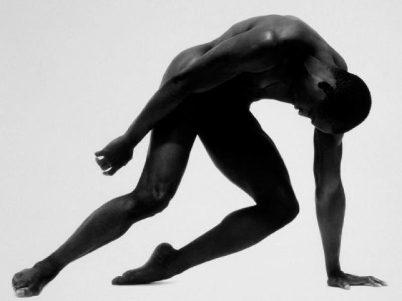 In equilibrio -  foto di Herb Ritts