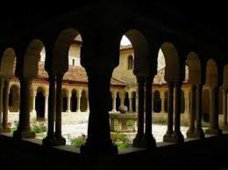 Abbazia Cistercense   
Santa Maria